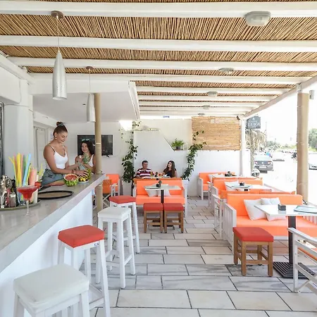 Naxos Ostello *